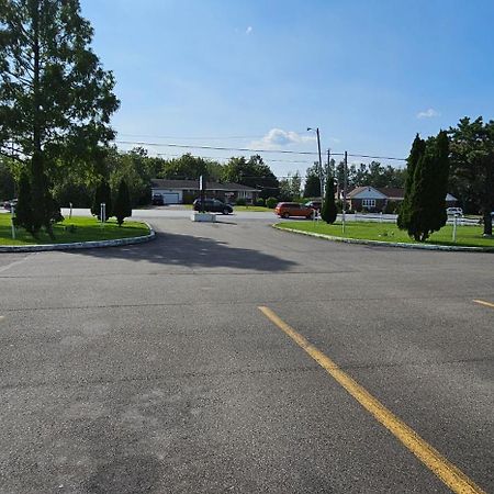 Mount Laurel Motel Hazleton Ngoại thất bức ảnh