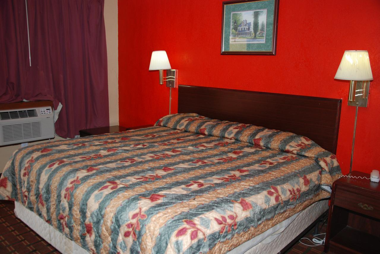 Mount Laurel Motel Hazleton Ngoại thất bức ảnh