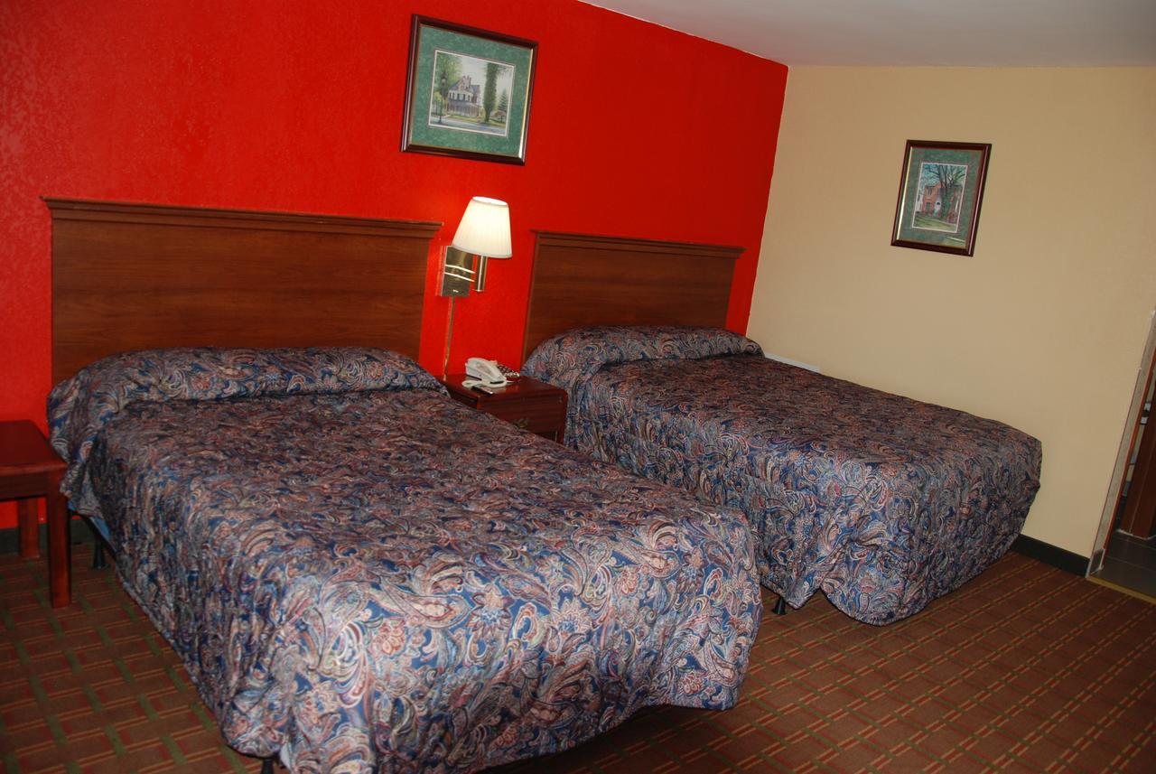Mount Laurel Motel Hazleton Ngoại thất bức ảnh