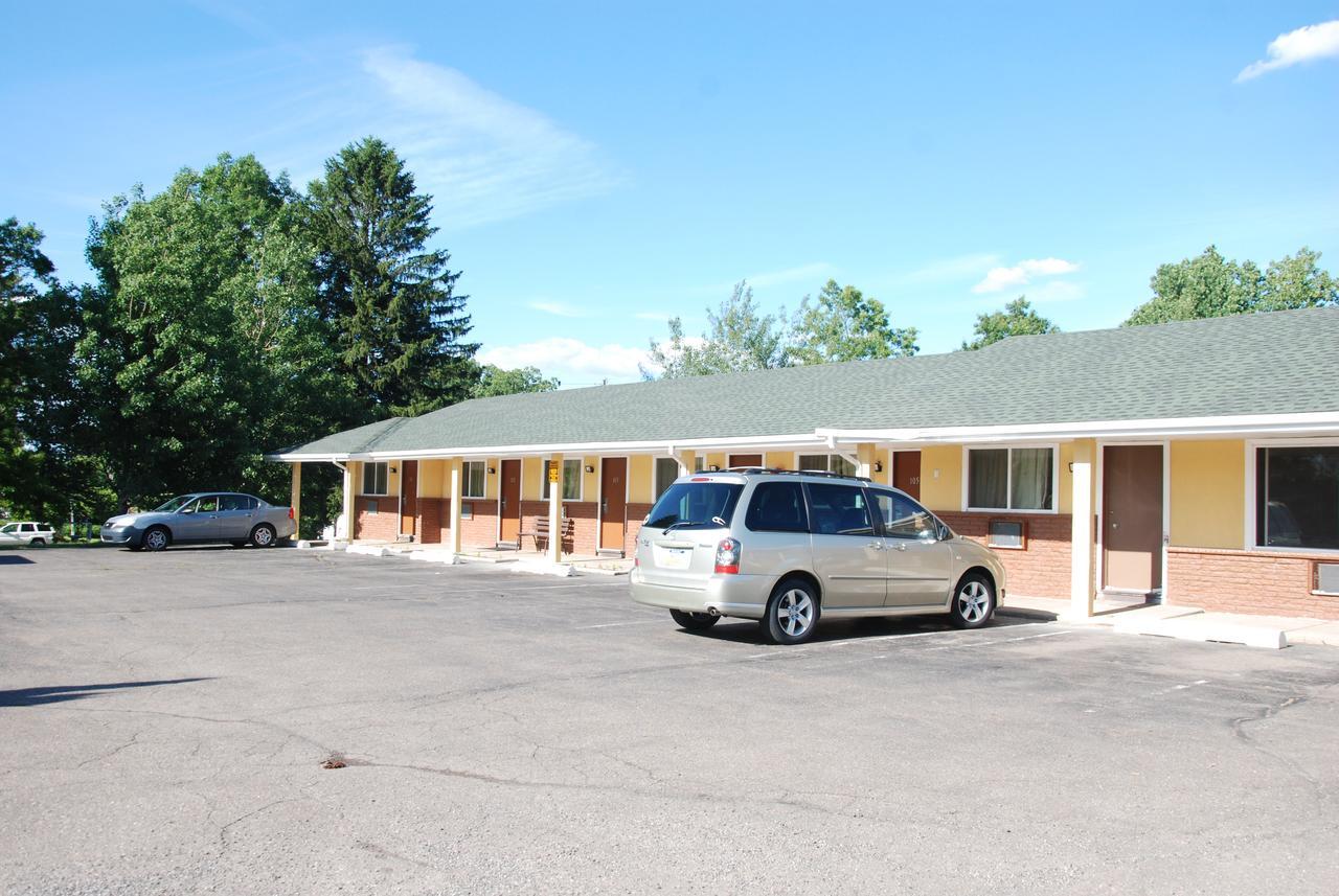 Mount Laurel Motel Hazleton Ngoại thất bức ảnh