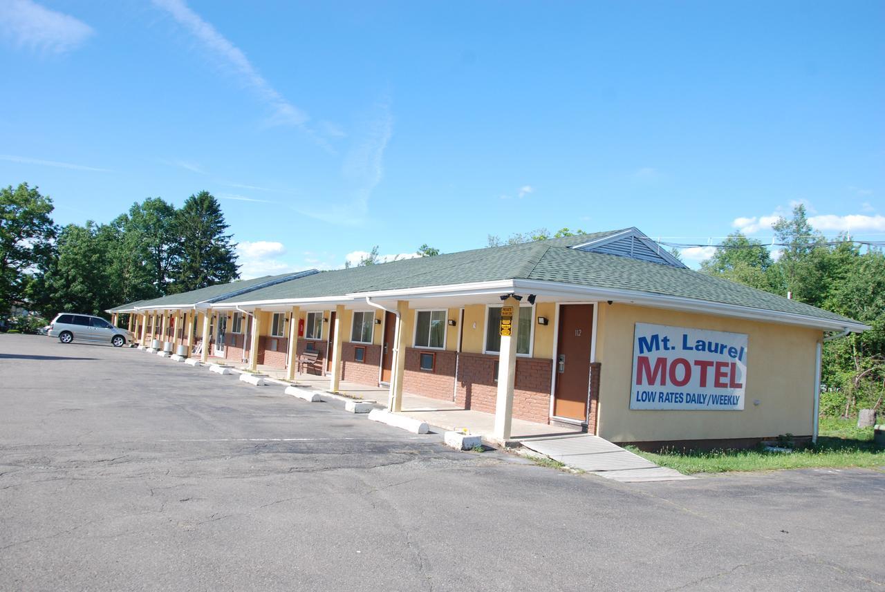 Mount Laurel Motel Hazleton Ngoại thất bức ảnh